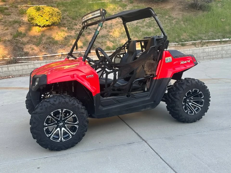 2009 Polaris - Image 2 of 13