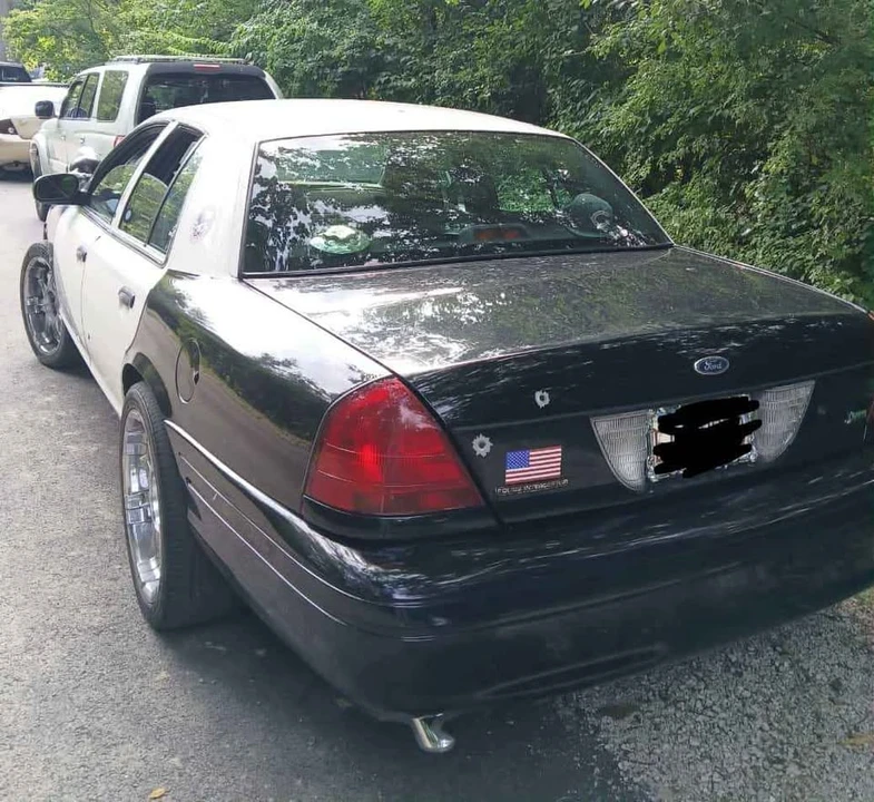 2009 Ford Crown Victoria - Image 4 of 4