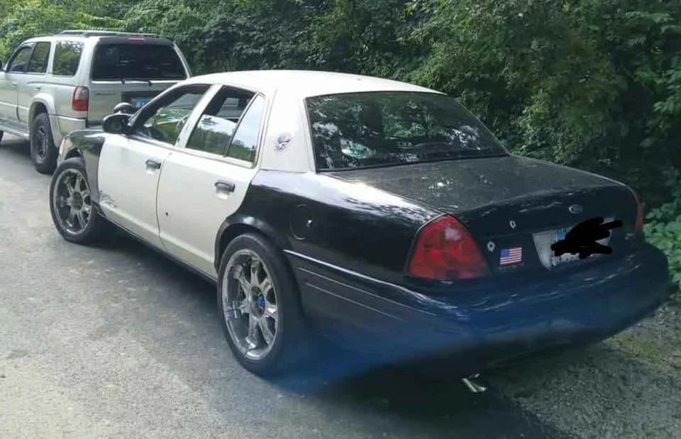 2009 Ford Crown Victoria - Image 3 of 4
