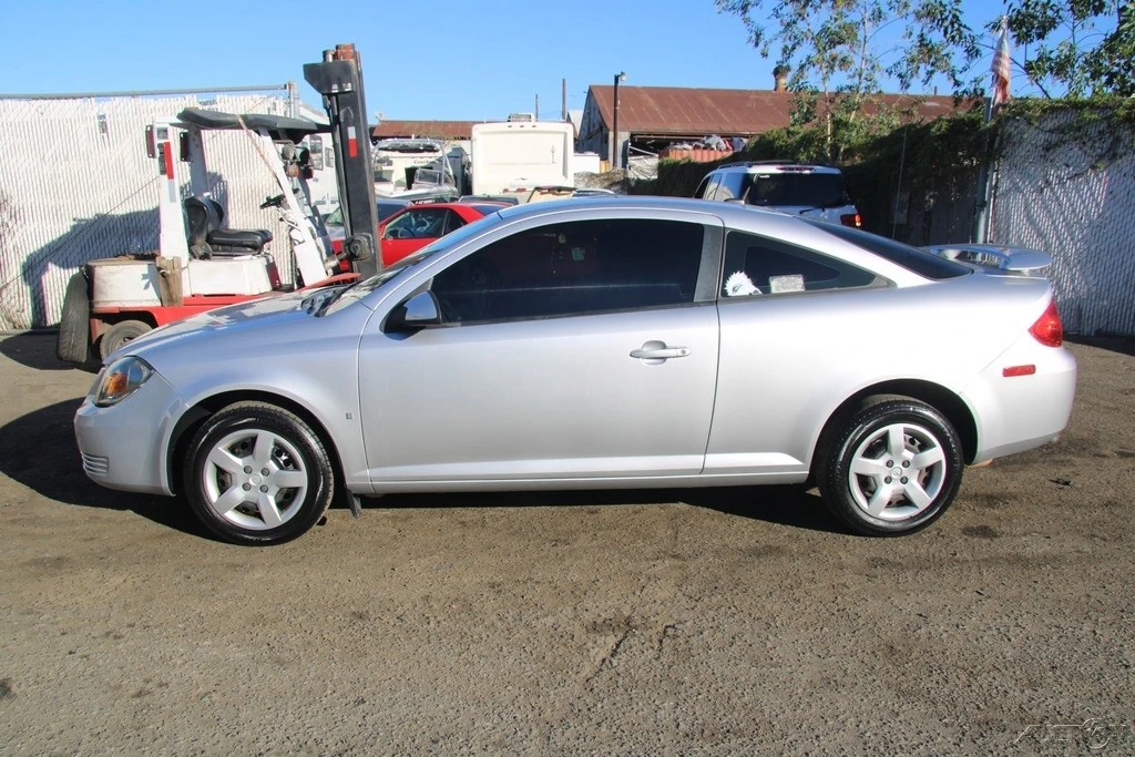 2009 Pontiac G5 - Image 3 of 21