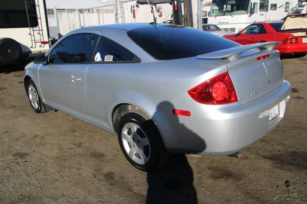 2009 Pontiac G5 - Image 4 of 21