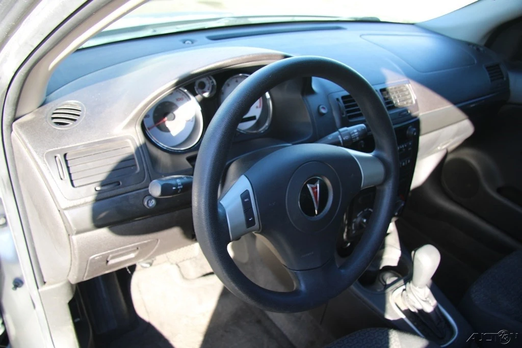 2009 Pontiac G5 - Image 13 of 21