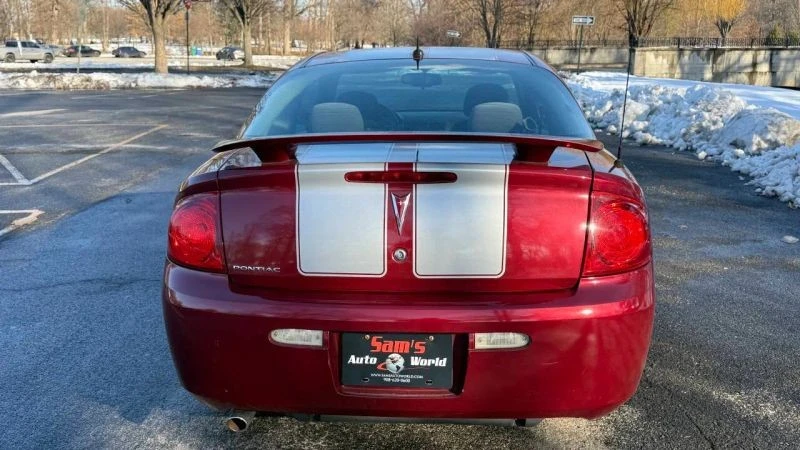 2009 Pontiac G5 - Image 8 of 12