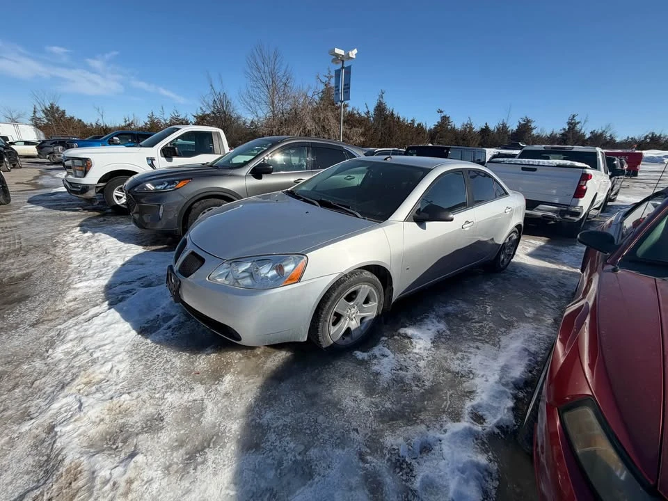2009 Pontiac G6 - Image 3 of 4