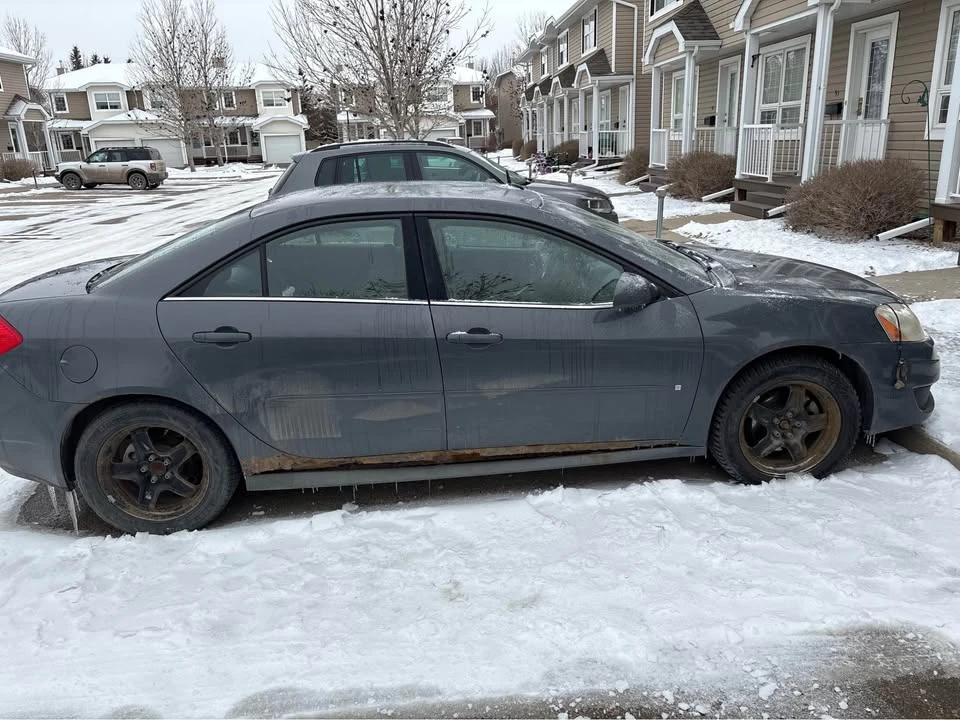 2009 Pontiac G6 - Image 2 of 11