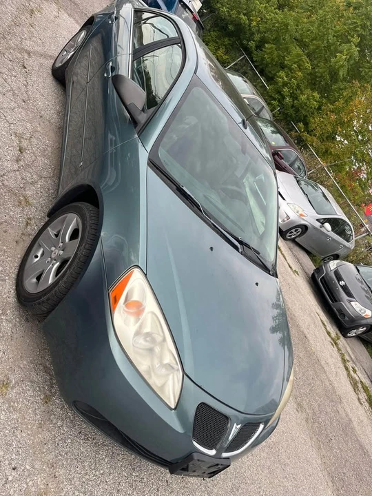 2009 Pontiac G6 - Image 3 of 7
