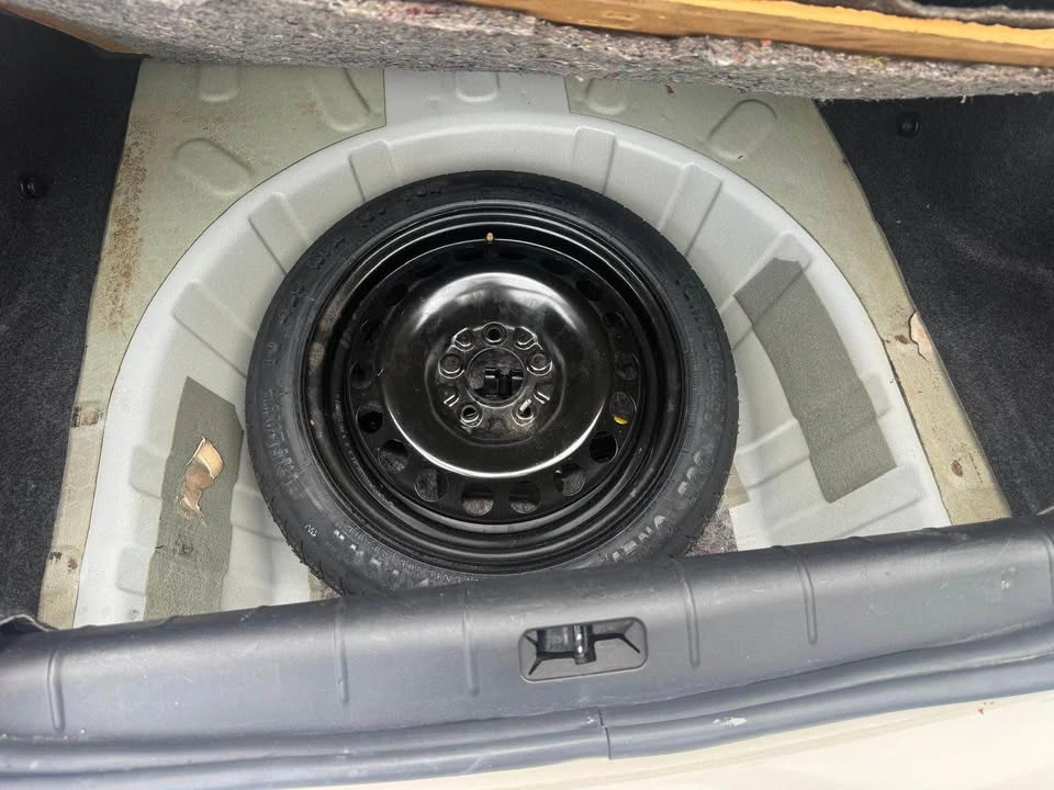 2009 Pontiac G6 - Image 12 of 13