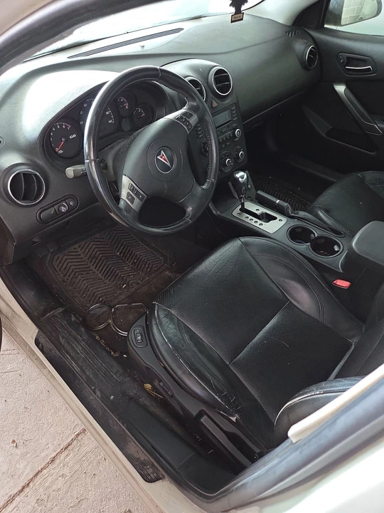 2009 Pontiac G6 - Image 7 of 9