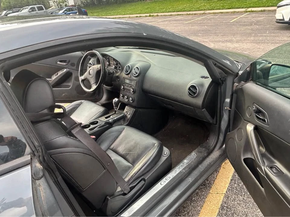2009 Pontiac G6 - Image 10 of 15