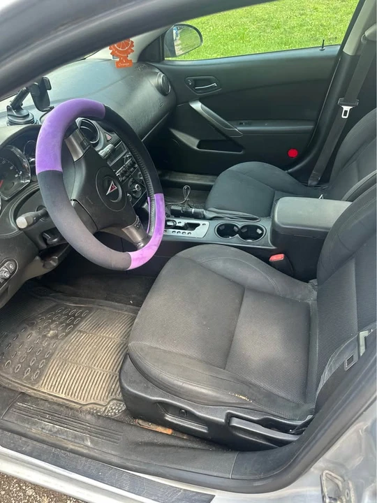 2009 Pontiac G6 - Image 6 of 8