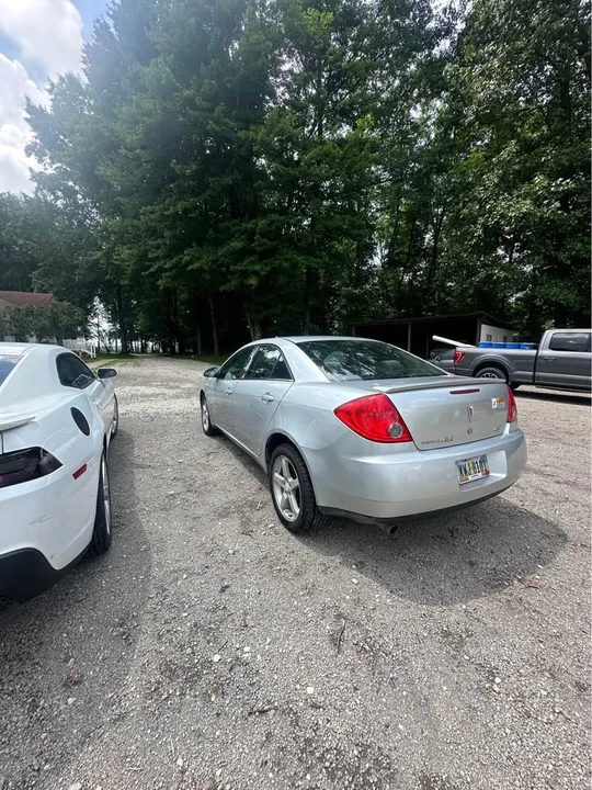 2009 Pontiac G6 - Image 3 of 8