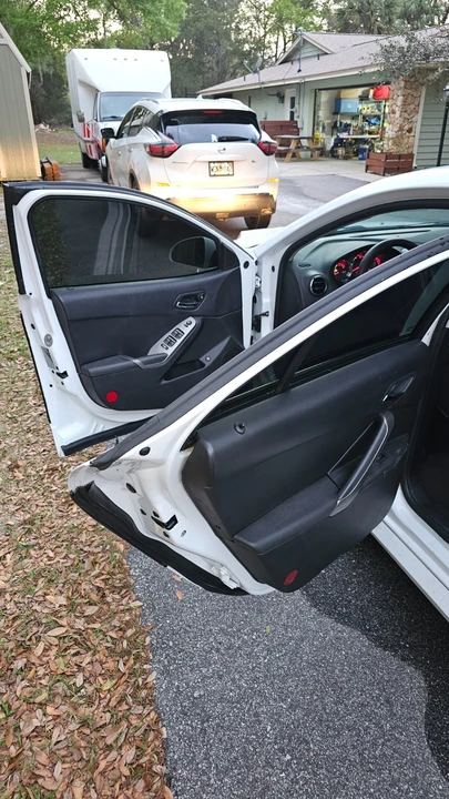 2009 Pontiac G6 - Image 14 of 20