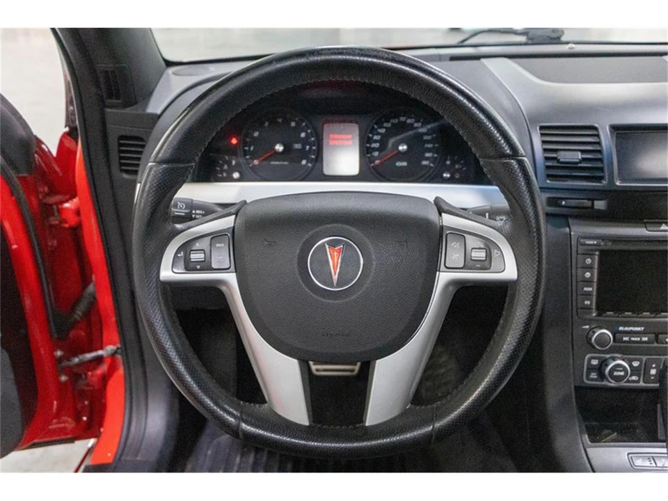 2009 Pontiac G8 - Image 11 of 31