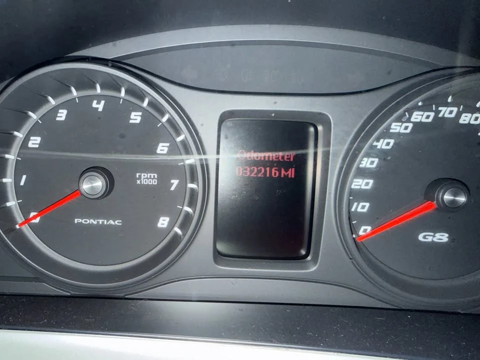 2009 Pontiac G8 - Image 2 of 3