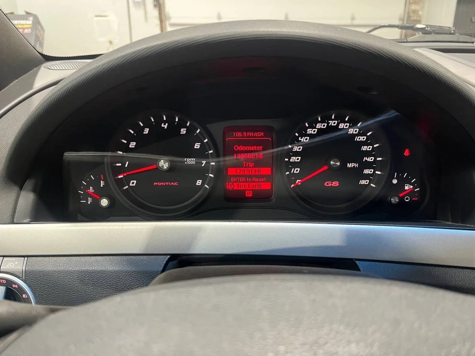2009 Pontiac G8 - Image 12 of 19