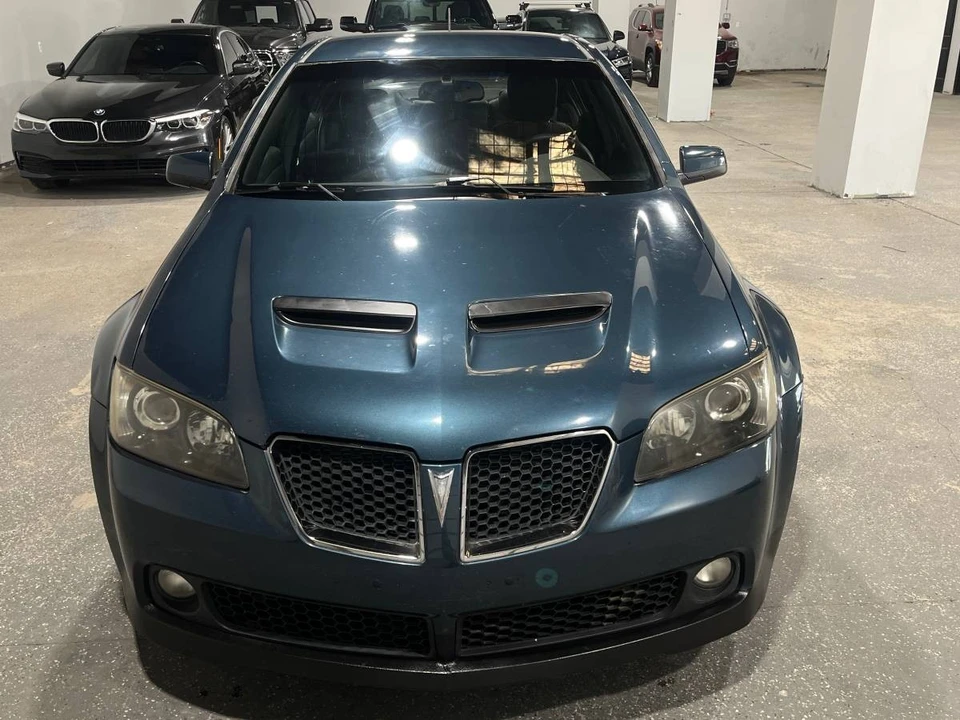 2009 Pontiac G8 - Image 2 of 19