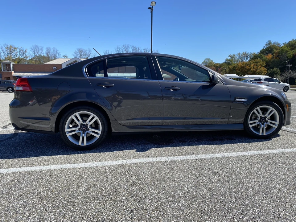 2009 Pontiac G8 - Image 4 of 16