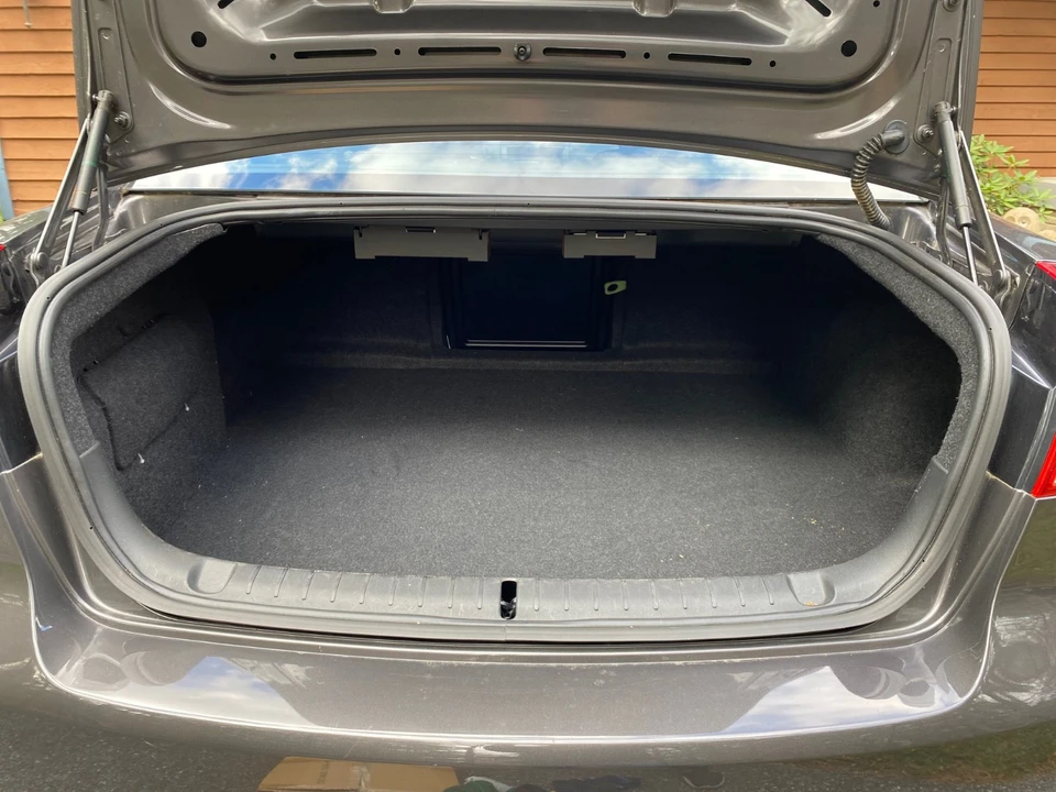 2009 Pontiac G8 - Image 16 of 16