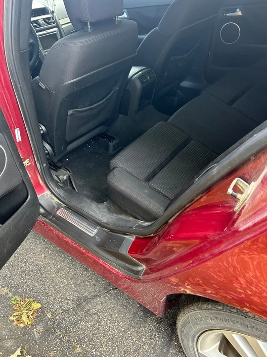 2009 Pontiac G8 - Image 13 of 16