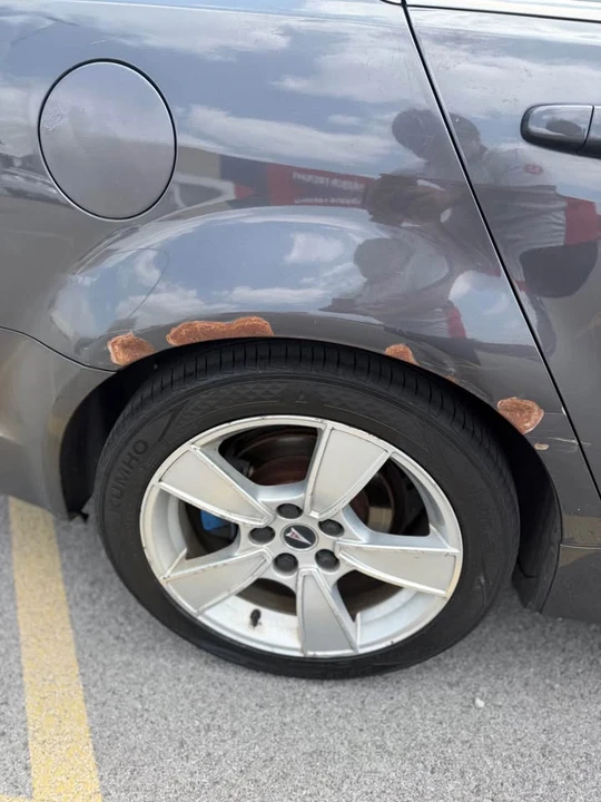 2009 Pontiac G8 - Image 12 of 13