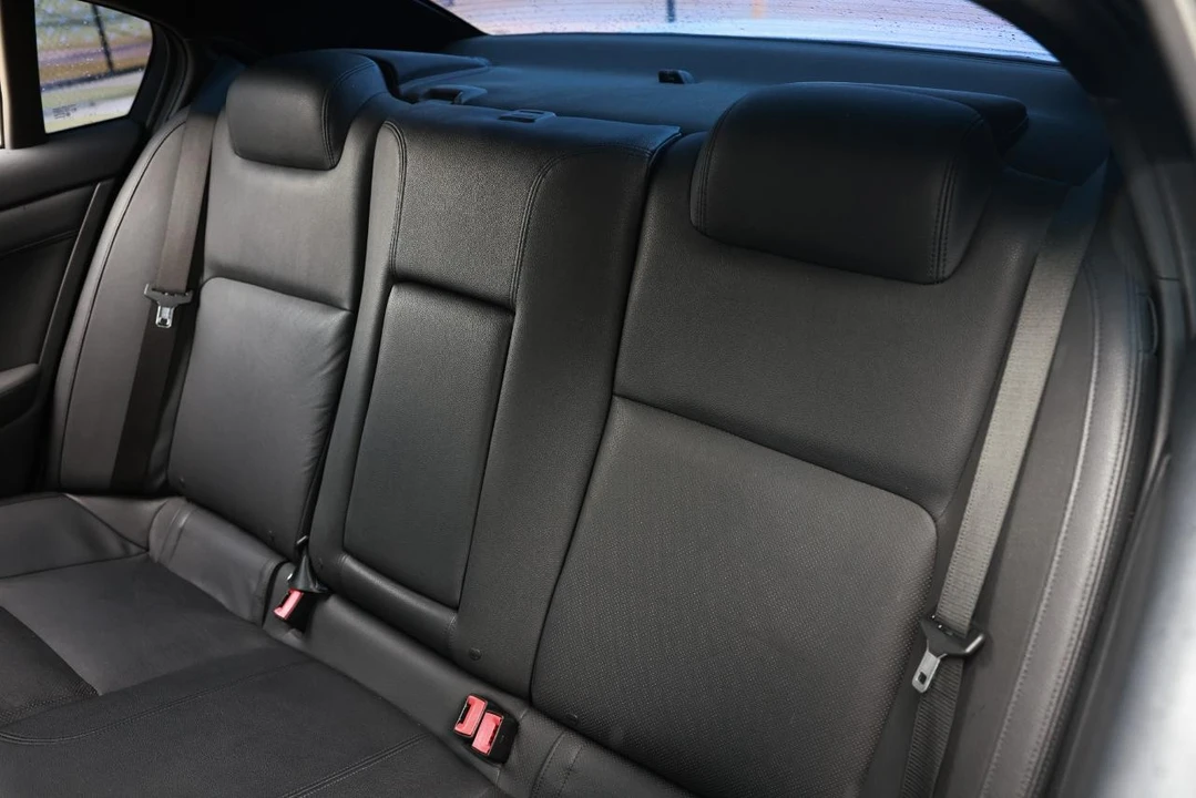 2009 Pontiac G8 - Image 10 of 31