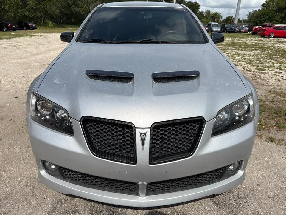 2009 Pontiac G8 - Image 2 of 14