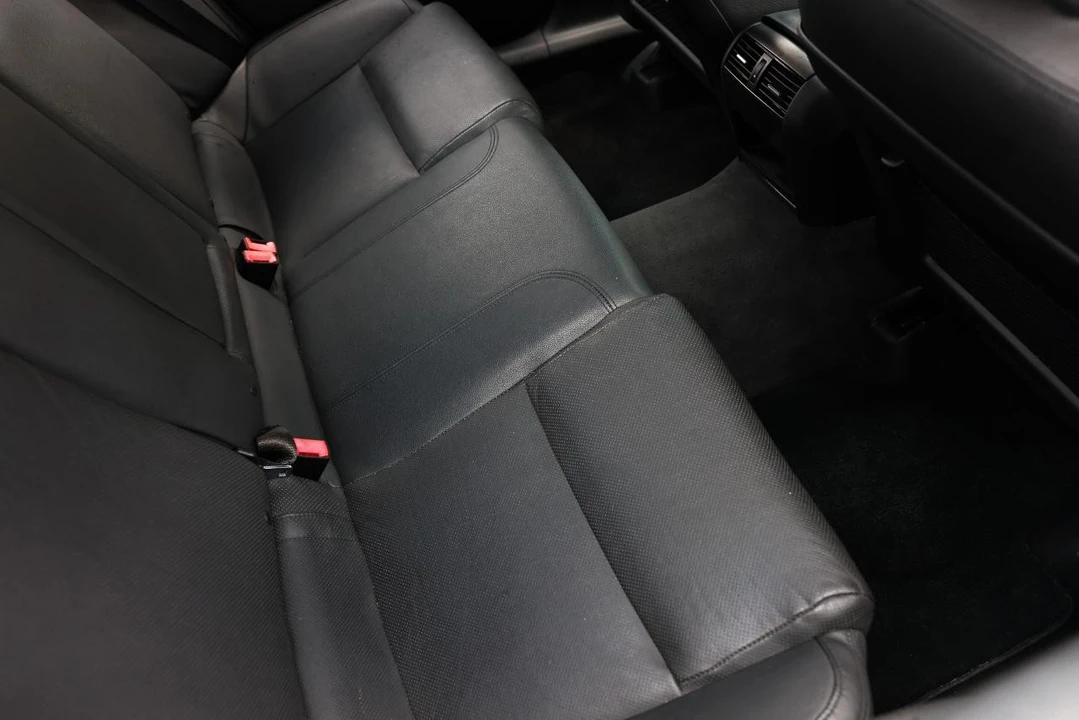 2009 Pontiac G8 - Image 14 of 31