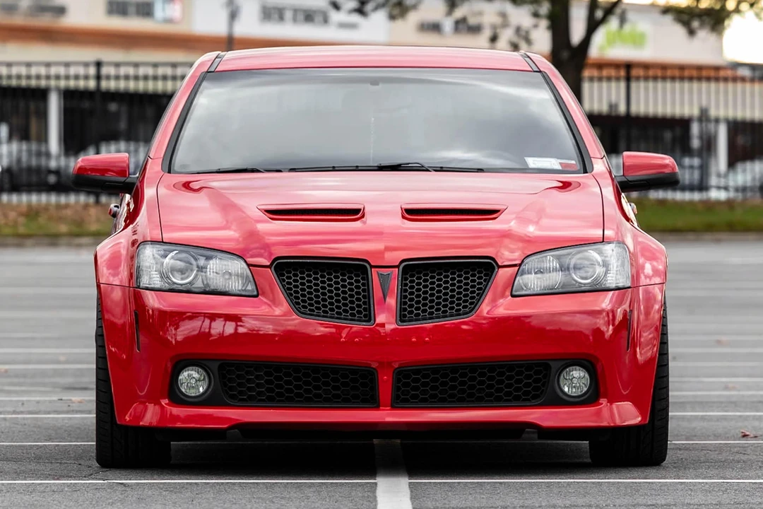2009 Pontiac G8 - Image 2 of 31