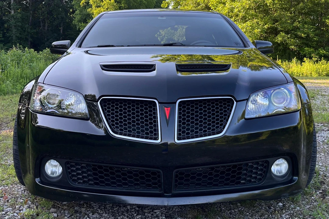 2009 Pontiac G8 - Image 2 of 31