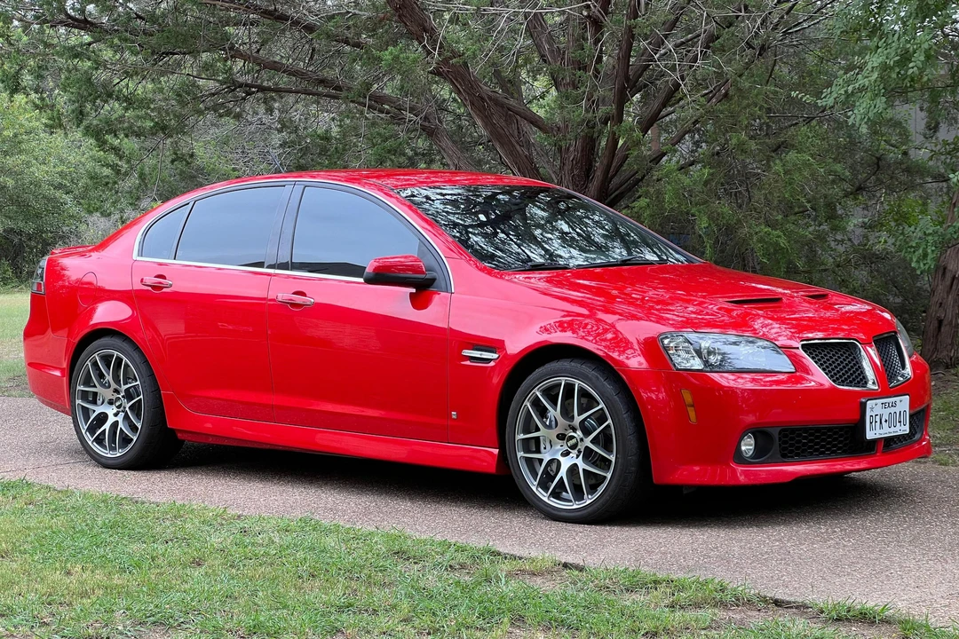 2009 Pontiac G8 - Image 2 of 31