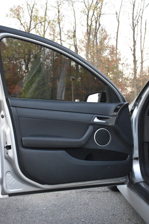 2009 Pontiac G8 - Image 15 of 21