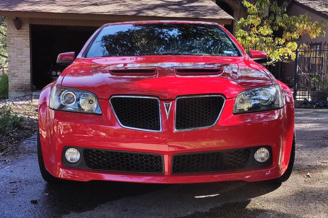 2009 Pontiac G8 - Image 2 of 31
