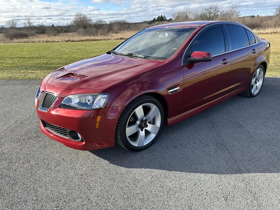 2009 Pontiac G8 - Image 2 of 31