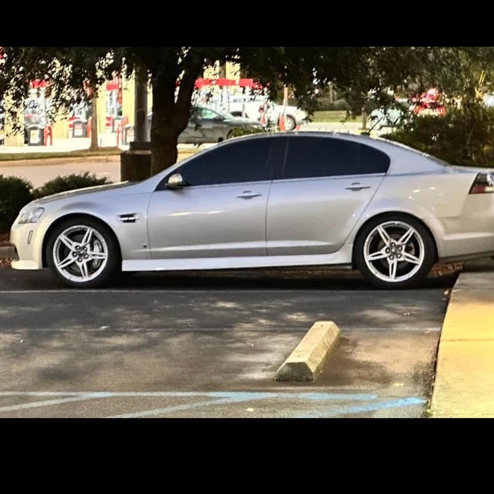 2009 Pontiac G8 - Image 4 of 14