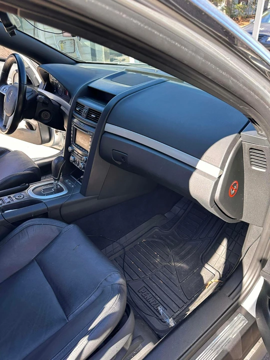 2009 Pontiac G8 - Image 12 of 14