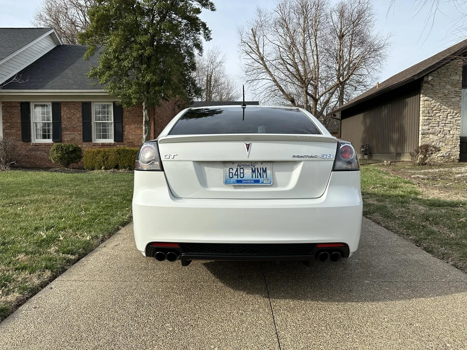 2009 Pontiac G8 - Image 13 of 31
