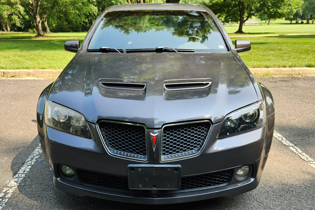 2009 Pontiac G8 - Image 2 of 31