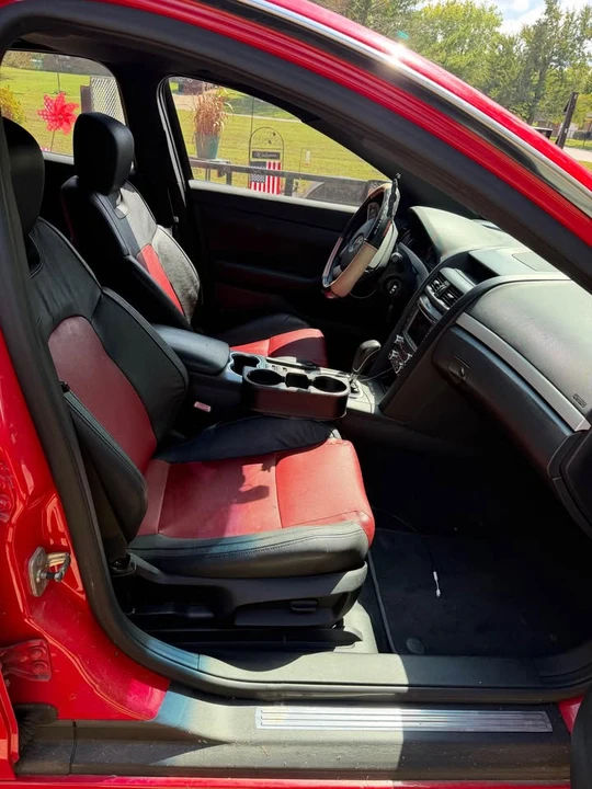 2009 Pontiac G8 - Image 6 of 10