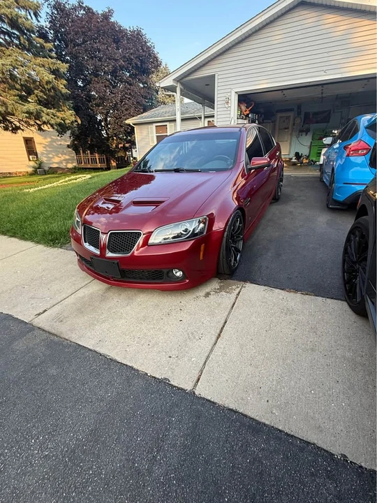 2009 Pontiac G8 - Image 2 of 10