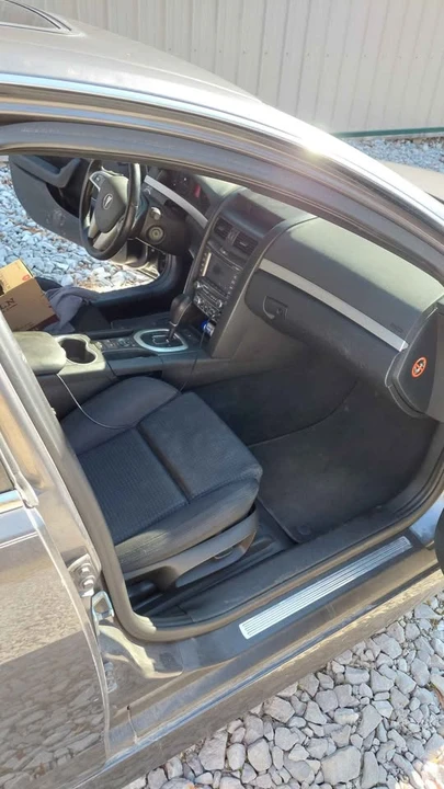 2009 Pontiac G8 - Image 6 of 9