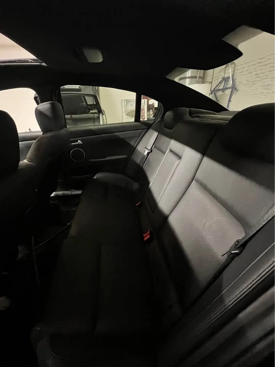 2009 Pontiac G8 - Image 4 of 5