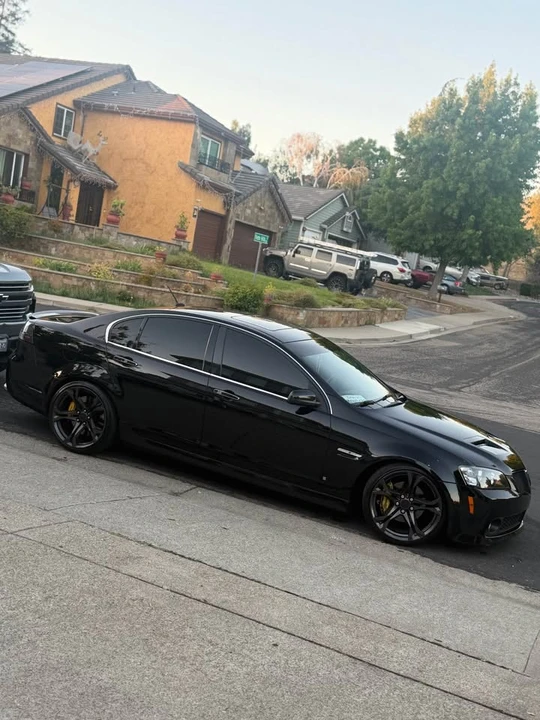 2009 Pontiac G8 - Image 2 of 13