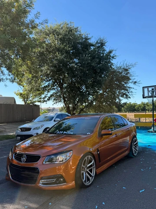 2009 Pontiac G8 - Image 2 of 10