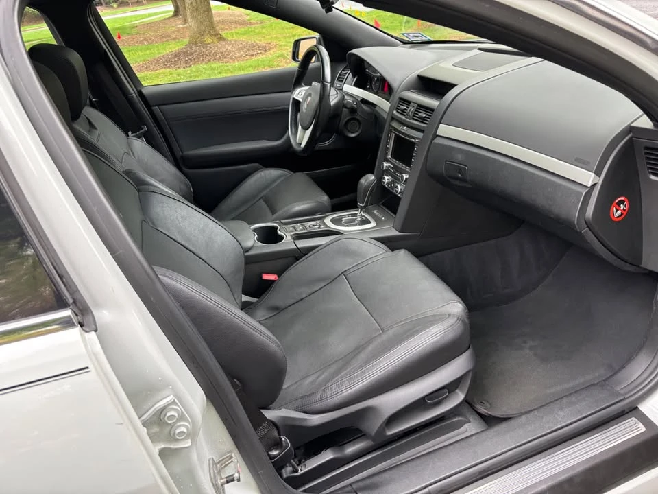 2009 Pontiac G8 - Image 14 of 19