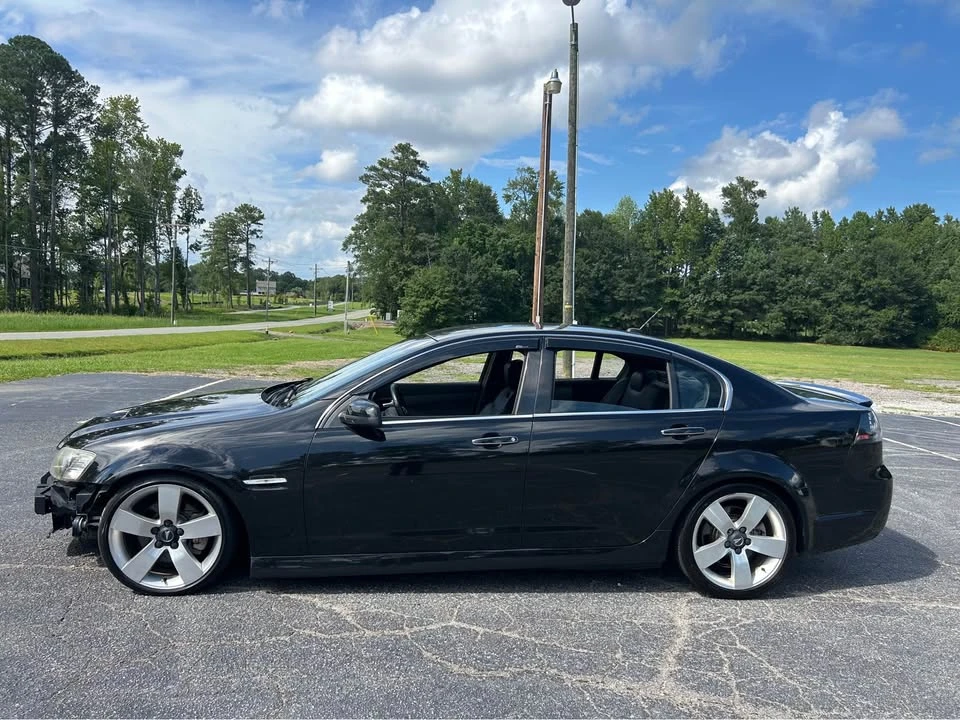 2009 Pontiac G8 - Image 2 of 20