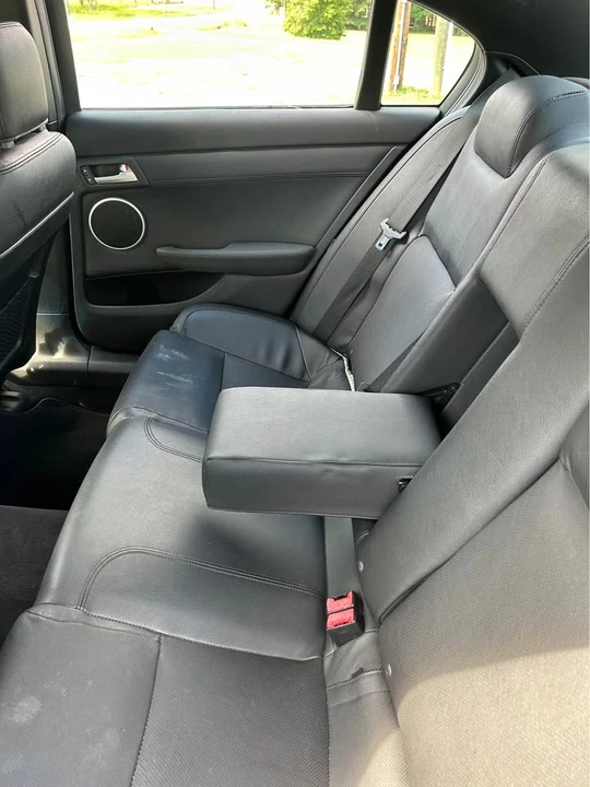 2009 Pontiac G8 - Image 7 of 20