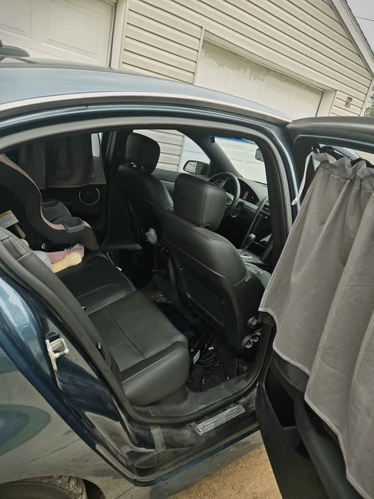 2009 Pontiac G8 - Image 8 of 11