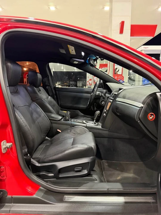 2009 Pontiac G8 - Image 10 of 11