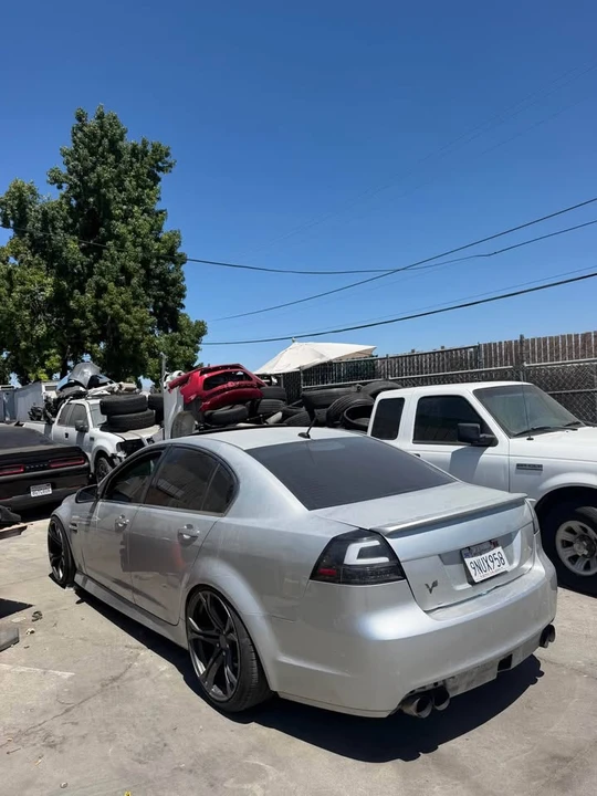2009 Pontiac G8 - Image 2 of 10