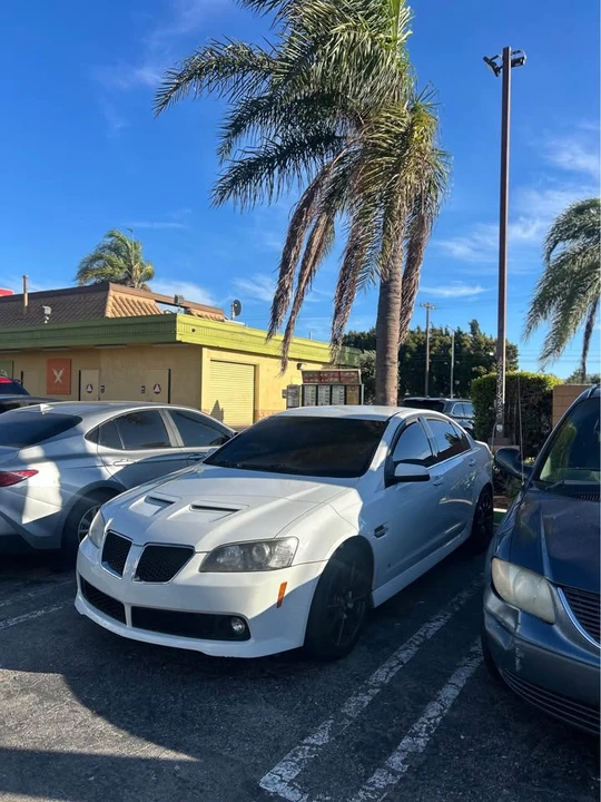 2009 Pontiac G8 - Image 9 of 10